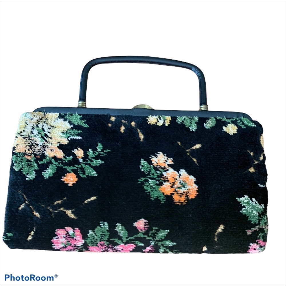 - Vintage Garay carpet tapestry floral clutch